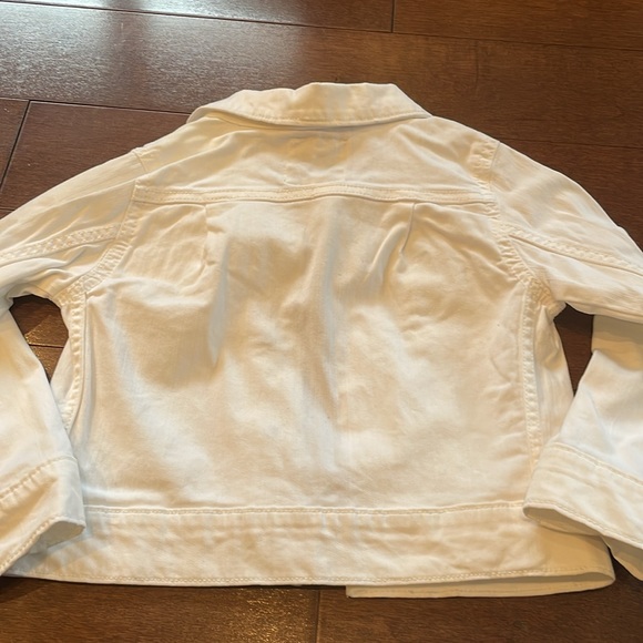 White jean jacket - Picture 5 of 6